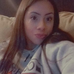 Meet your Posher, Mia